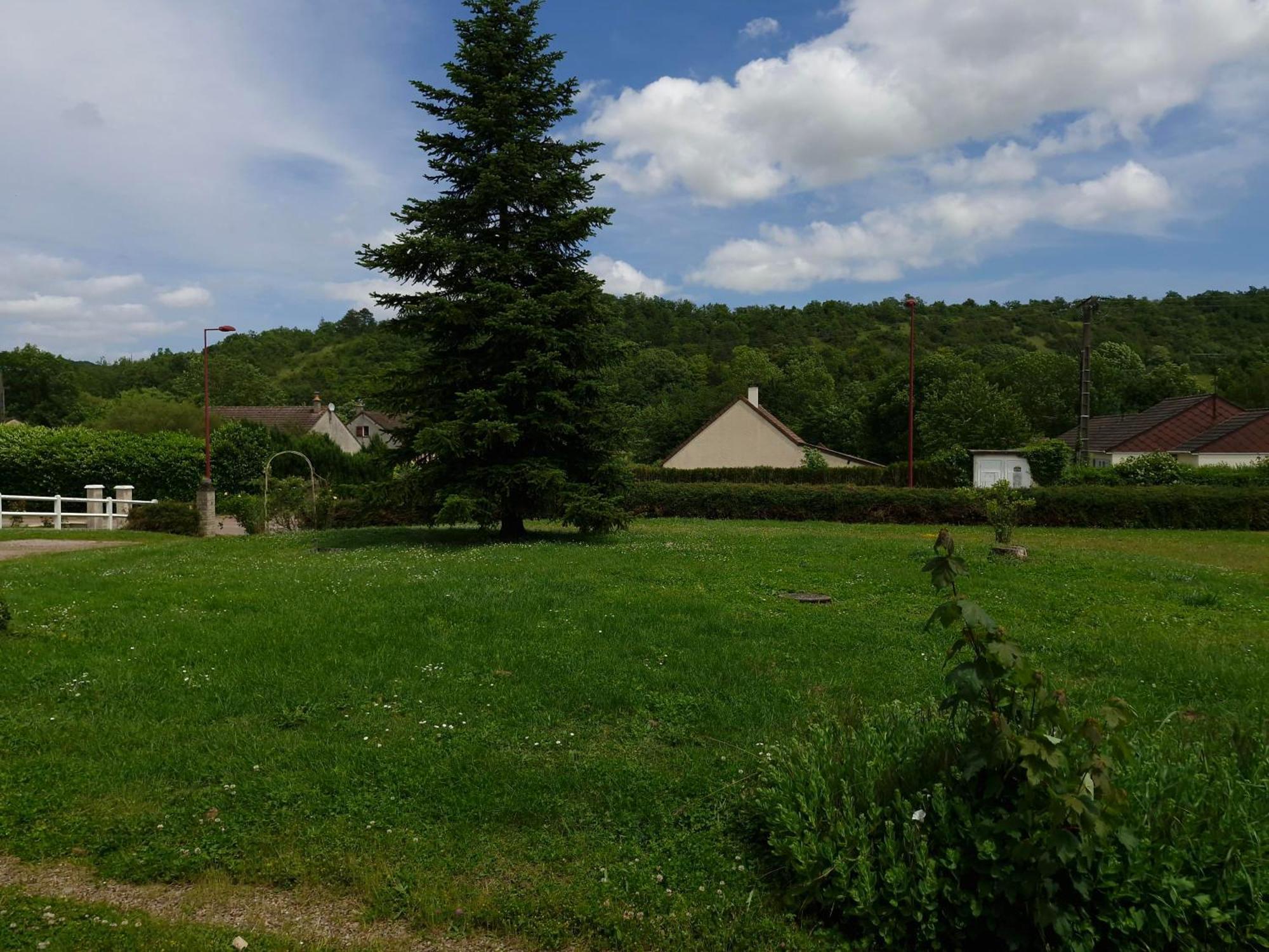 Villa Chez Berthe Brinon-sur-Beuvron Exterior foto